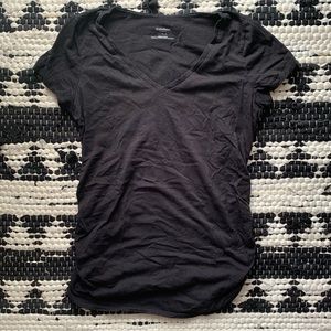 Women’s maternity vneck tshirt